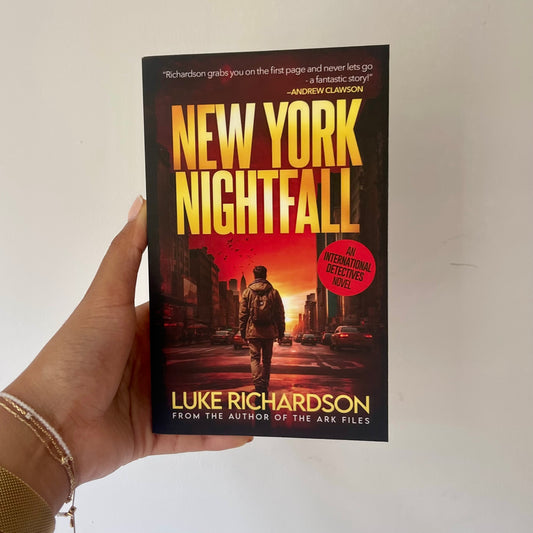 New York Nightfall paperback (International Detectives book 4)